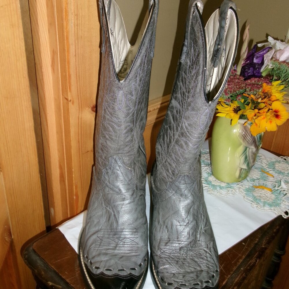 Laredo 8 EE leather gray western boots black stich cap toe Ladies 10 EW